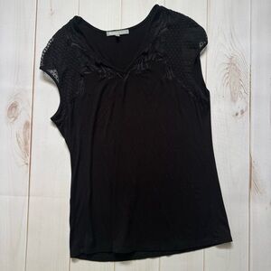 Daniel Rainn Black Tee